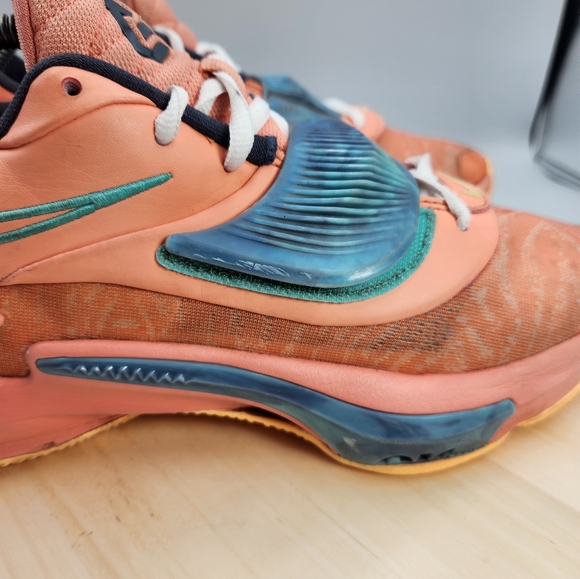 Nike Womens Zoom Freak 3 "Orange Freak" sz 8 - Picture 9 of 13